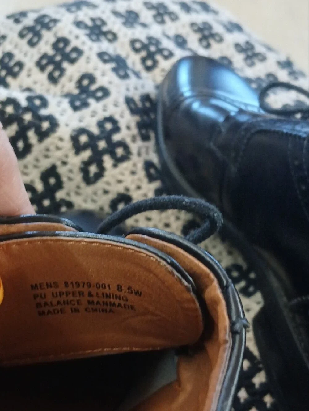 Nunn Bush Black Leather Cap-Toe Lace-Up Oxfords